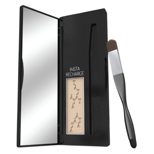 WELLA 1238 Insta Recharge 4-in-1 Puder hellblond